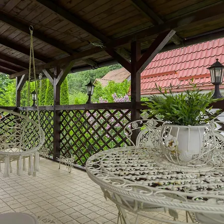 Villa Casa Veveritelor